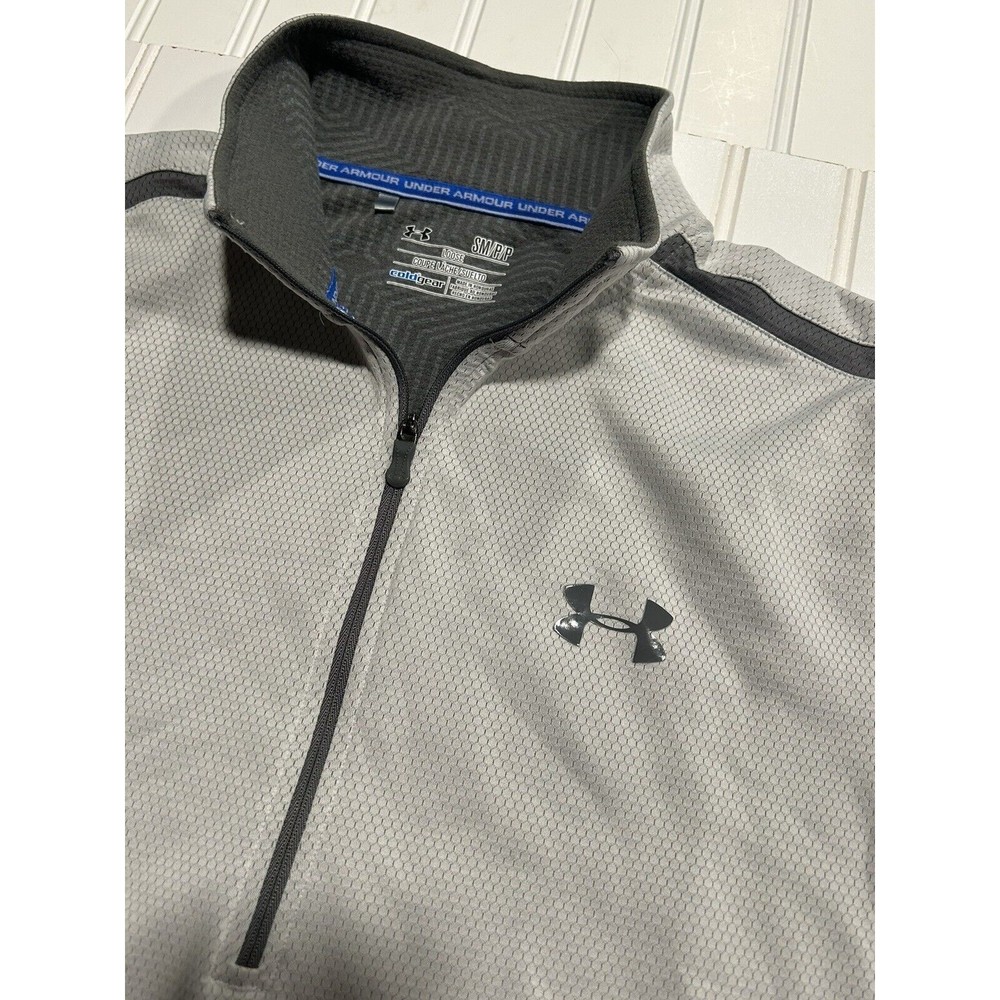 Under Armour Women's Small ColdGear Honeycomb Pattern Light Gray Pullover‎ A27